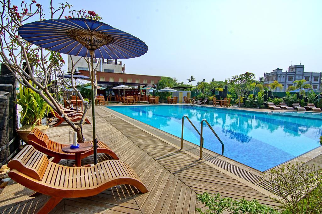 Triumph Hotel Mandalay Eksteriør bilde