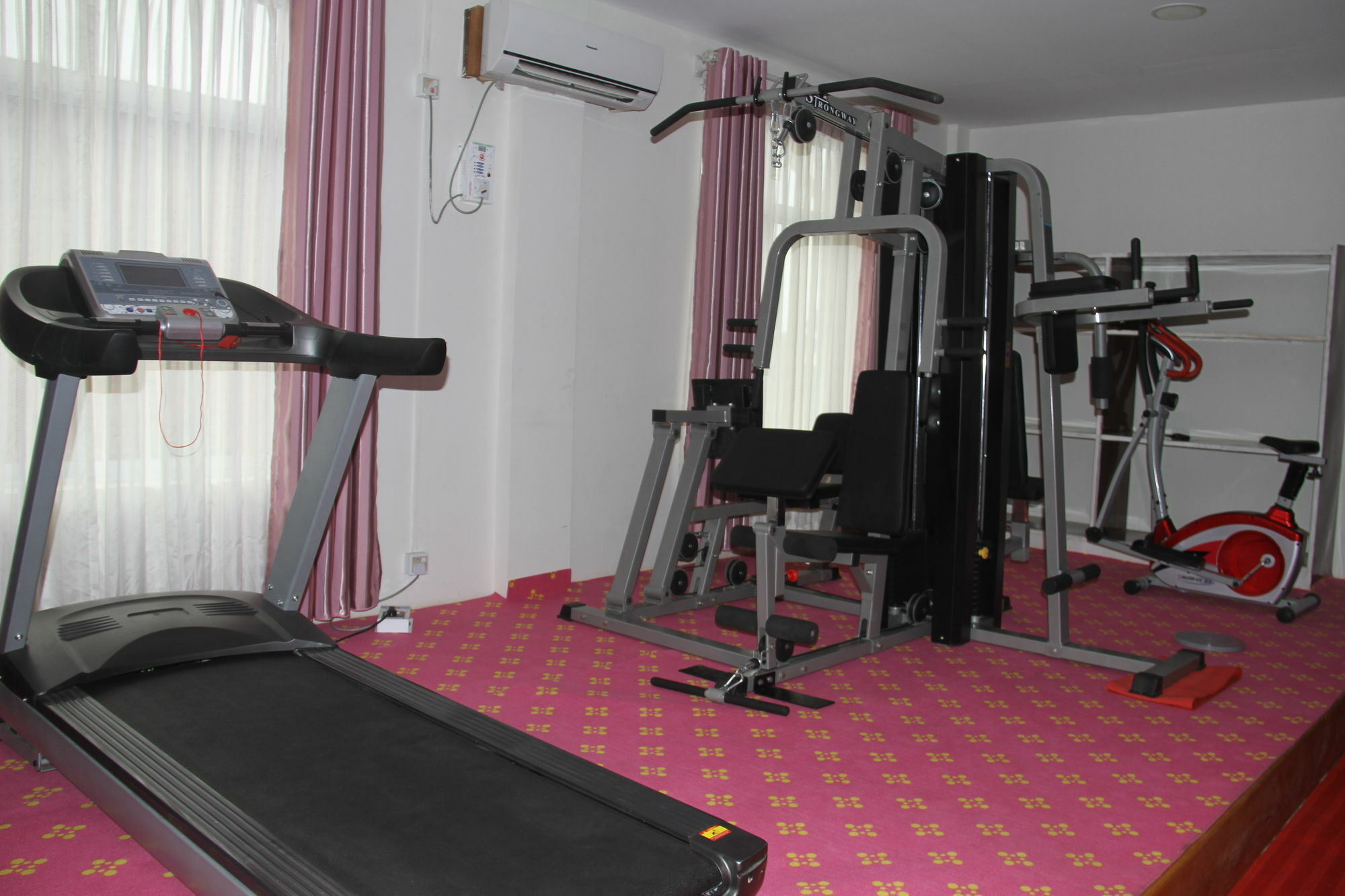 Triumph Hotel Mandalay Eksteriør bilde